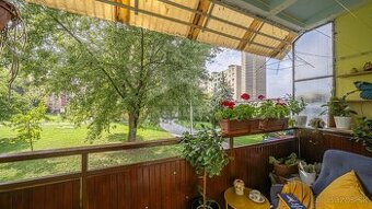 3i chyžka, loggia, zeleň, Užhorodská