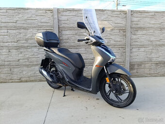 Honda SH 125 AD (r.v. 2022)