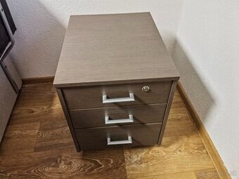 Kancelárska skrinka