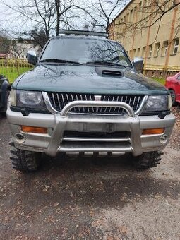 2,5 TD Mitsubishi Pajero sport