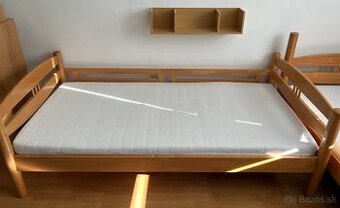 Dvojposchodová posteľ