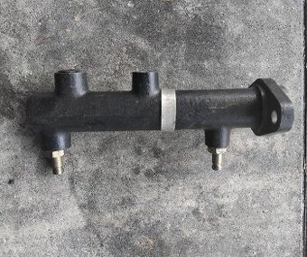 Hlavný brzdový valec SKODA