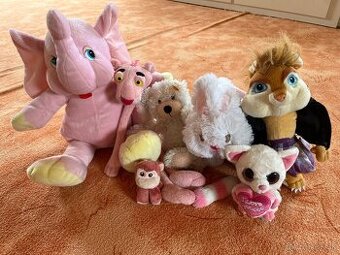 Plyšové hračky kôpka