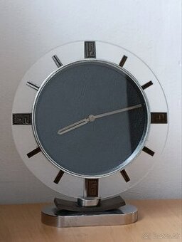 Art Deco hodiny od Heinricha Möllera