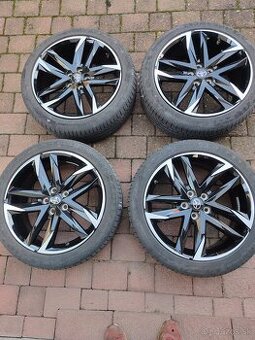 19" Toyota c-hr 2022