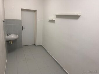 Prenájom priestoru v centre mesta Trnava - 1