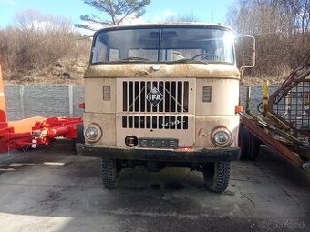 Ifa W50 LA 4x4 fekal