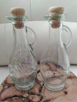 Fľaša na ocot/olej a sklenené fľaštičky (osobný odber)