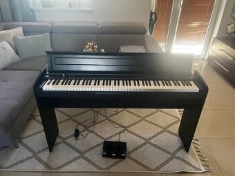 Digitálne piáno Korg LP-180
