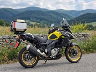 Suzuki V-strom 650 xt