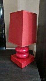 Dekoracna lampa
