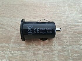 USB nabíjačka do auta