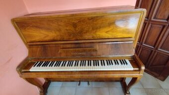 Piano August Förster