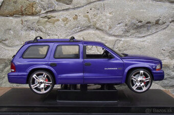 1:18 Dodge Durango - 1