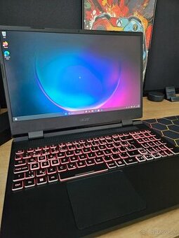 ACER NITRO 5 - i9,32gb,RTX4060/ZÁRUKA2026