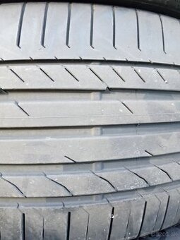 Predám letné pneu 2-šírka 315/40+285/40 R21 Continental