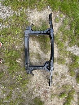 Predám predné čelo na BMW e30