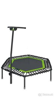 Trampolína