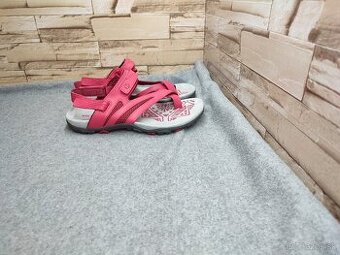 Merrell 37 - dámske kožené sandále