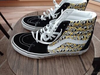 Vans 44
