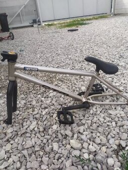 Predam rámu od BMX