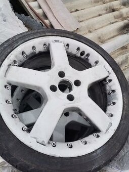 4x100 215/40 r17