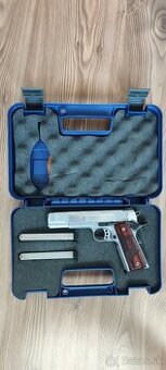 Predám pištoľ Smith & Wesson