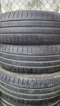 Dunlop 185/65 r15