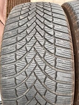 235/55R19 Bridgestone zimne - 1