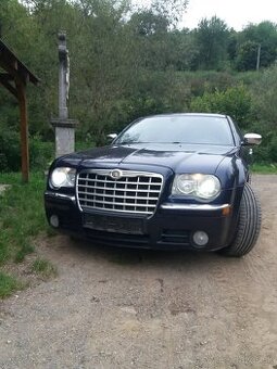 Chrysler 300C Touring 3.0CRD - 1099eur