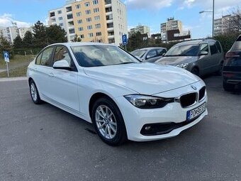BMW RAD 3 F30 - aktuálne do ZMAZANIA