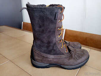 Damske zimne kozene vodeodolne cizmy TIMBERLAND.