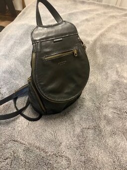 Maly kožený ruksak Tithana