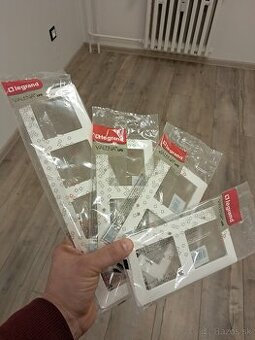 Predam krytky na zásuvky/vypínače