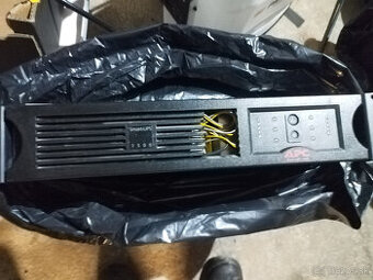 APC 1500 SUA1500RMI2U + APC9617
