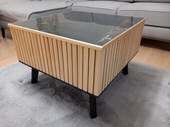 Konferenčný stolík