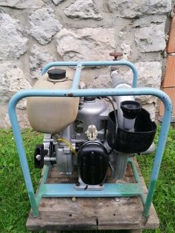 Benzínové čerpadlo na vodu