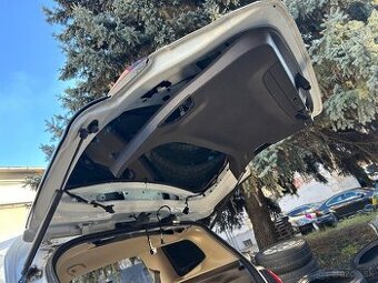 Zadné 5. dvere Zafira