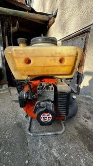 Motorový postrekovač Oleo Mac AM 180