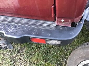 Discovery 2 zadny nárazník so svetlami