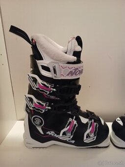 velkost 37 - damske lyziarky NORDICA Speed machine 105W