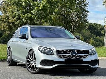 Mercedes E trieda T 300 de A/T Plug-in Hybrid 308PS 2020 TOP