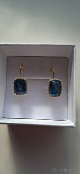 Zlaté náušnice 14k - z prírodnými diamantami0,14c a topásom