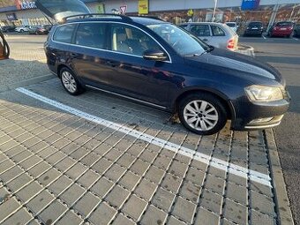 Volkswagen Passat Combi 2.0 TDI automat, rok výroby 2012.
