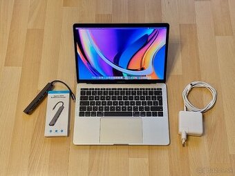 MacBook Pro 13" i5-2GHz,2j/8GB/256GB, BATERKA 200cyklov