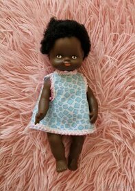Retro bábika černoška