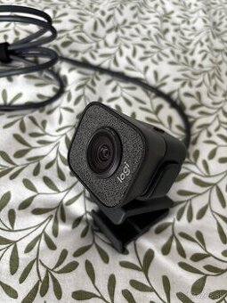 Kamera LOGITECH C980 + kruhové svetlo k tomu