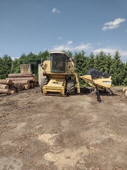 Predam kombajn New Holland TC56