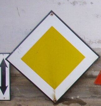 Smaltová tabuľka - dopravná 50cm