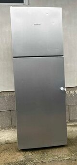 Predám chladničku s mraznickou SIEMENS